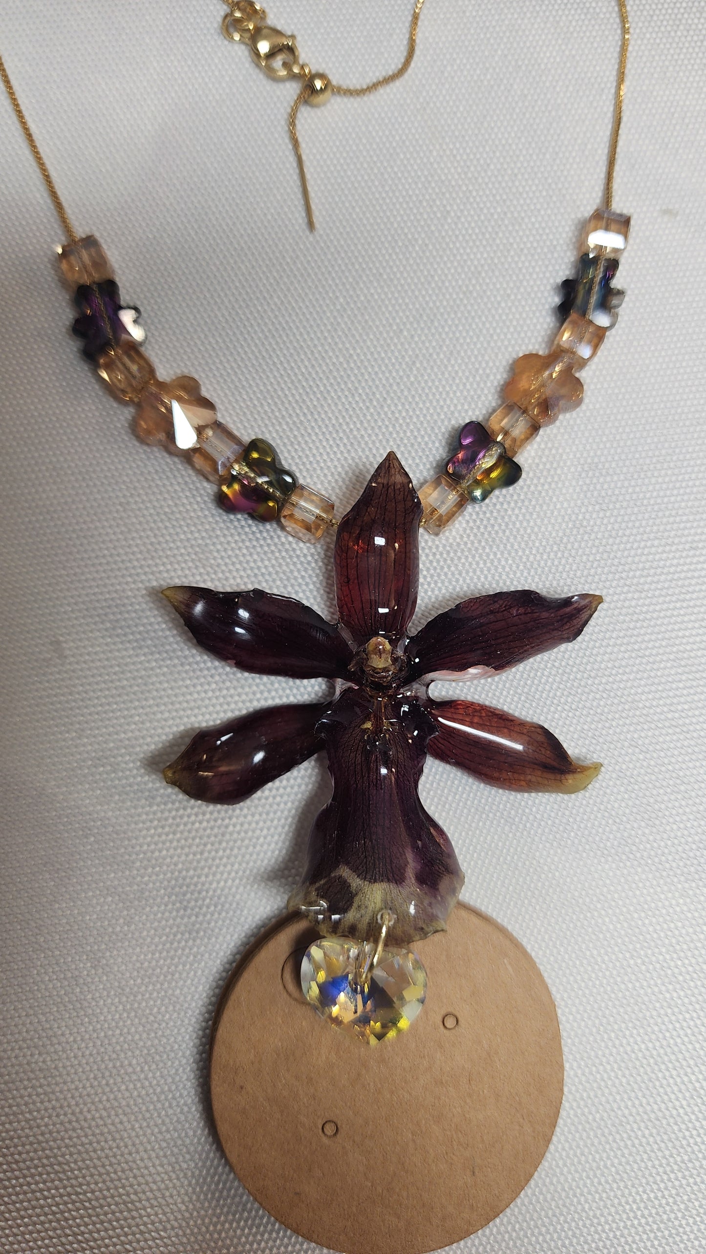 CHOKER DE ORQUIDEA NATURAL (CRISTAL)