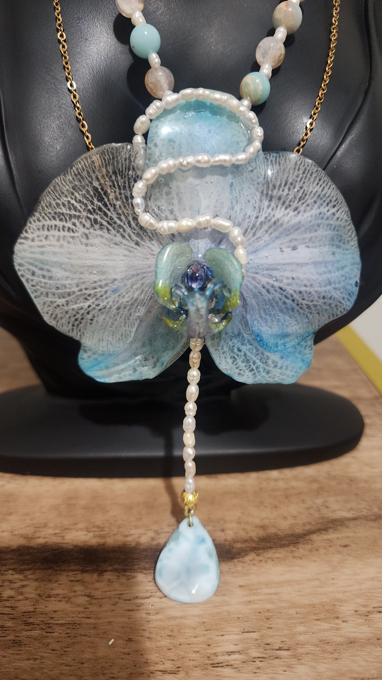 COLLAR DE ORQUIDEA NATURAL  (snake)