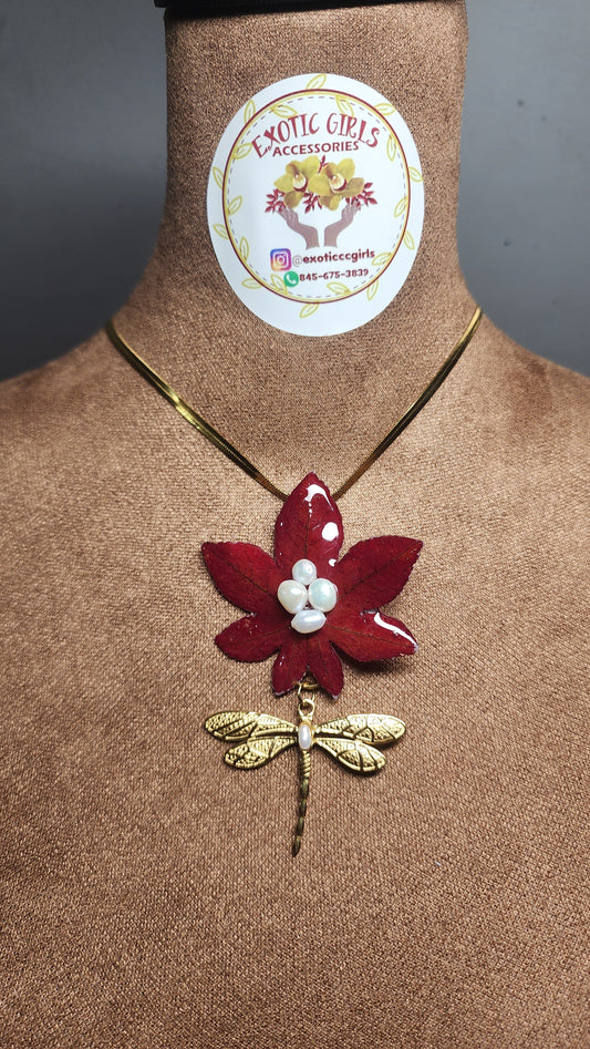 Collar de hoja natural encapsulada (flake)