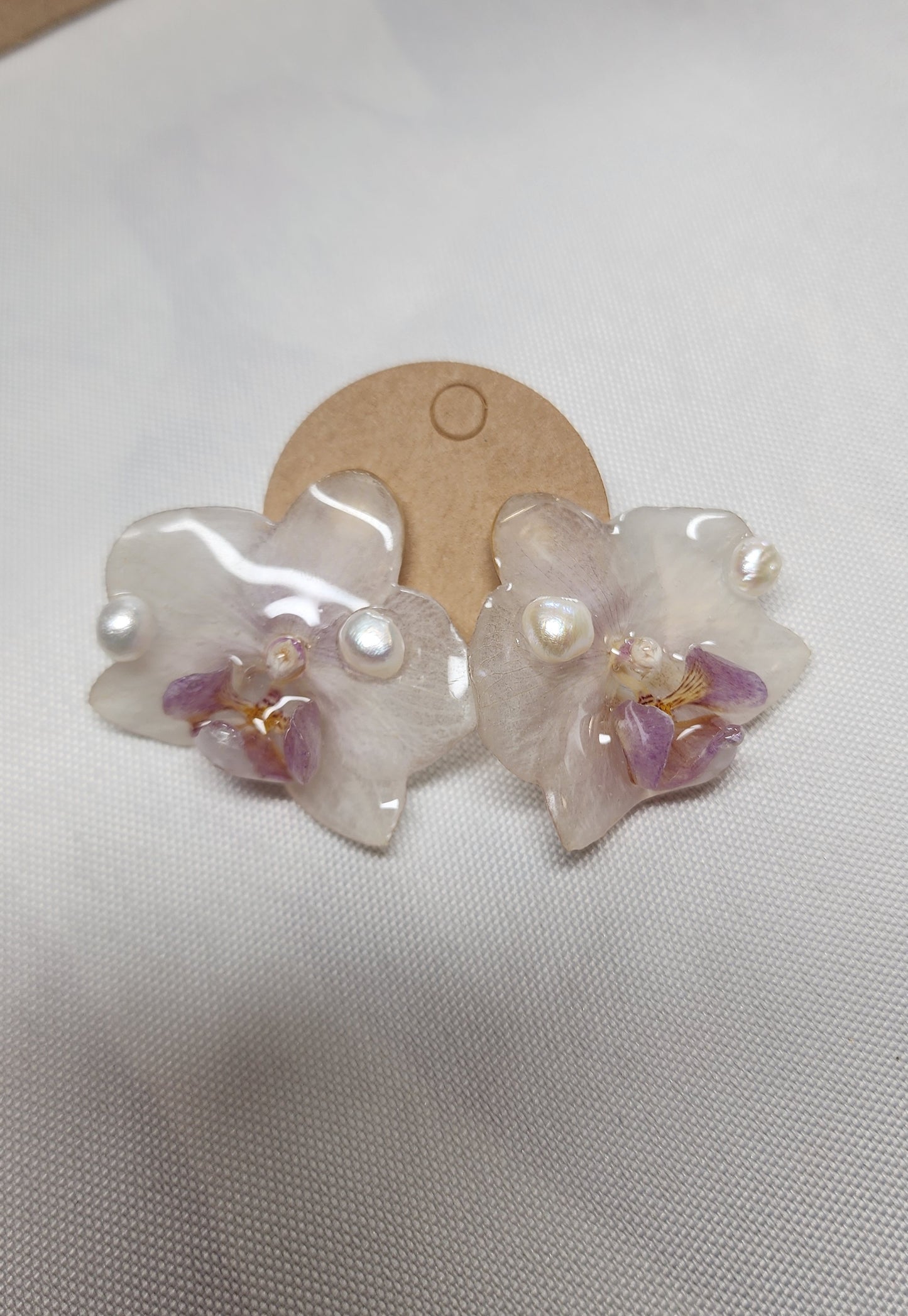 PENDIENTES DE MINI ORQUIDEA (snow)