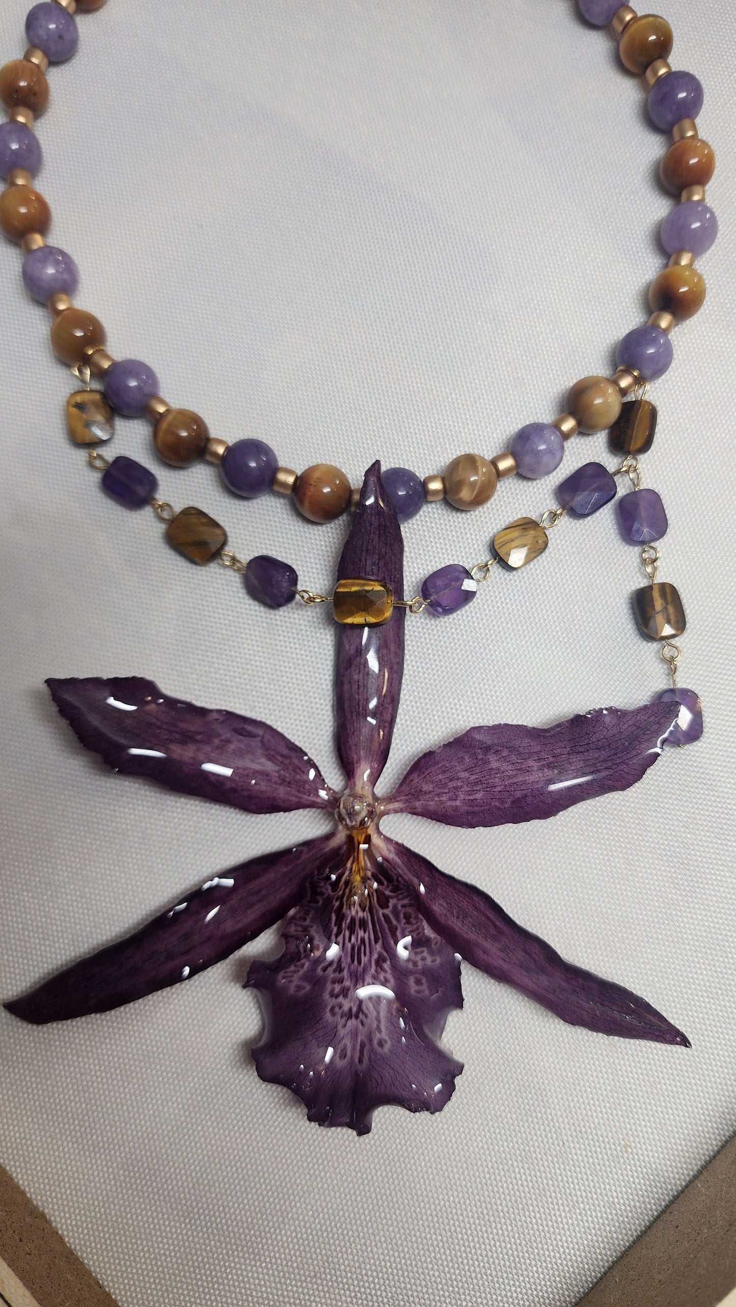 COLLAR DE ORQUIDEA NATURAL (STAR)