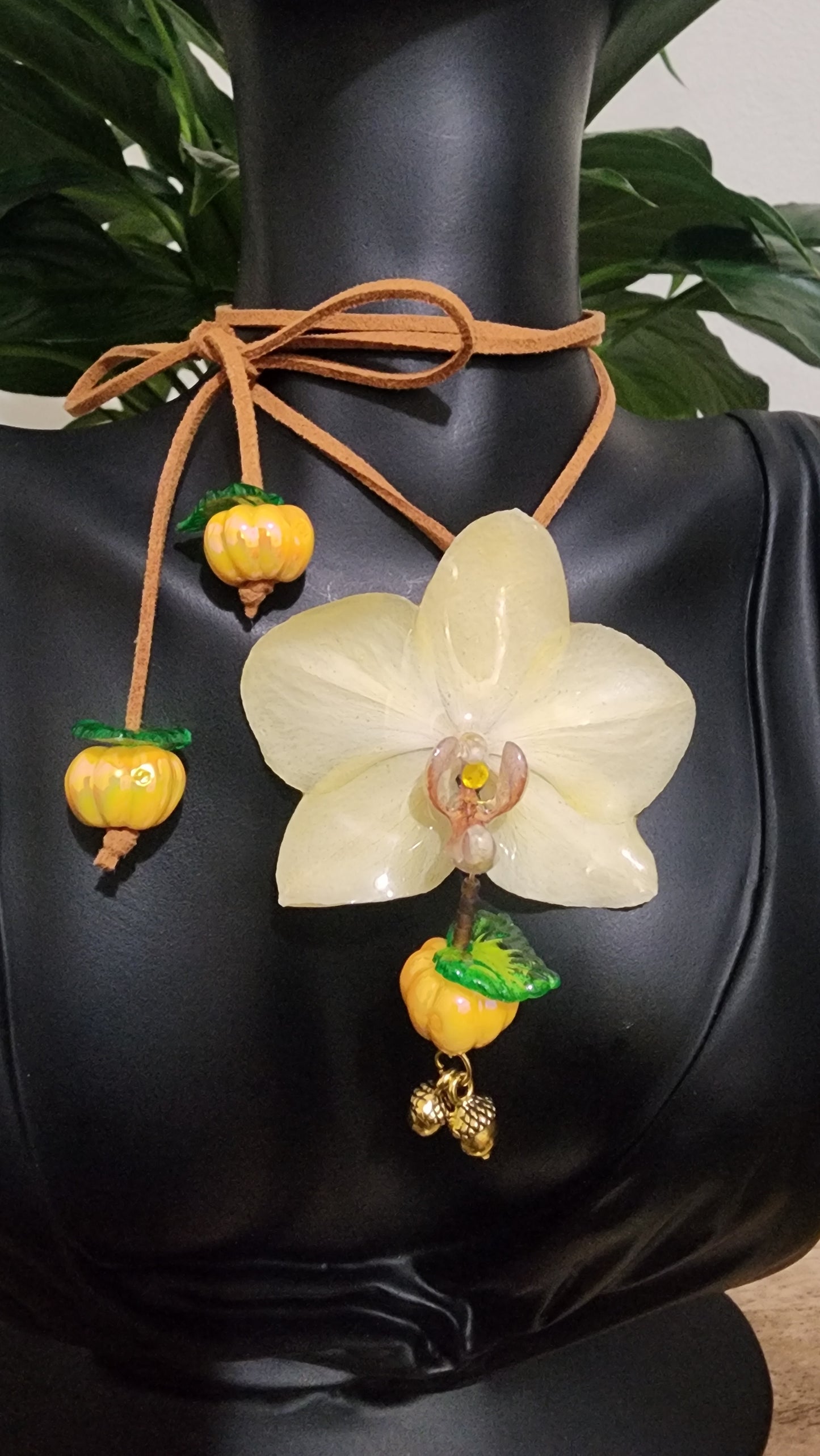 Choker de orquidea natural (punorqui)