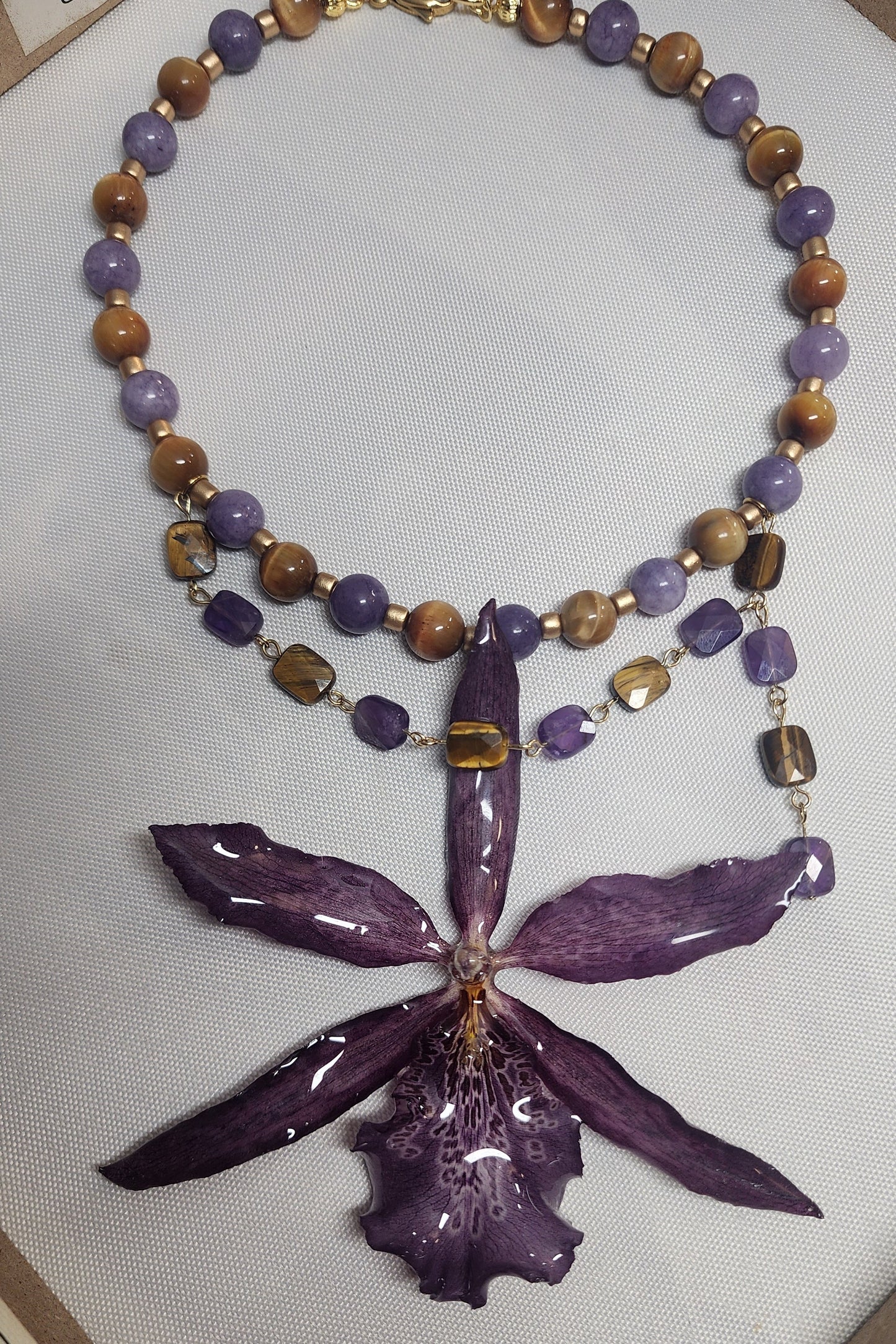 COLLAR DE ORQUIDEA NATURAL (STAR)