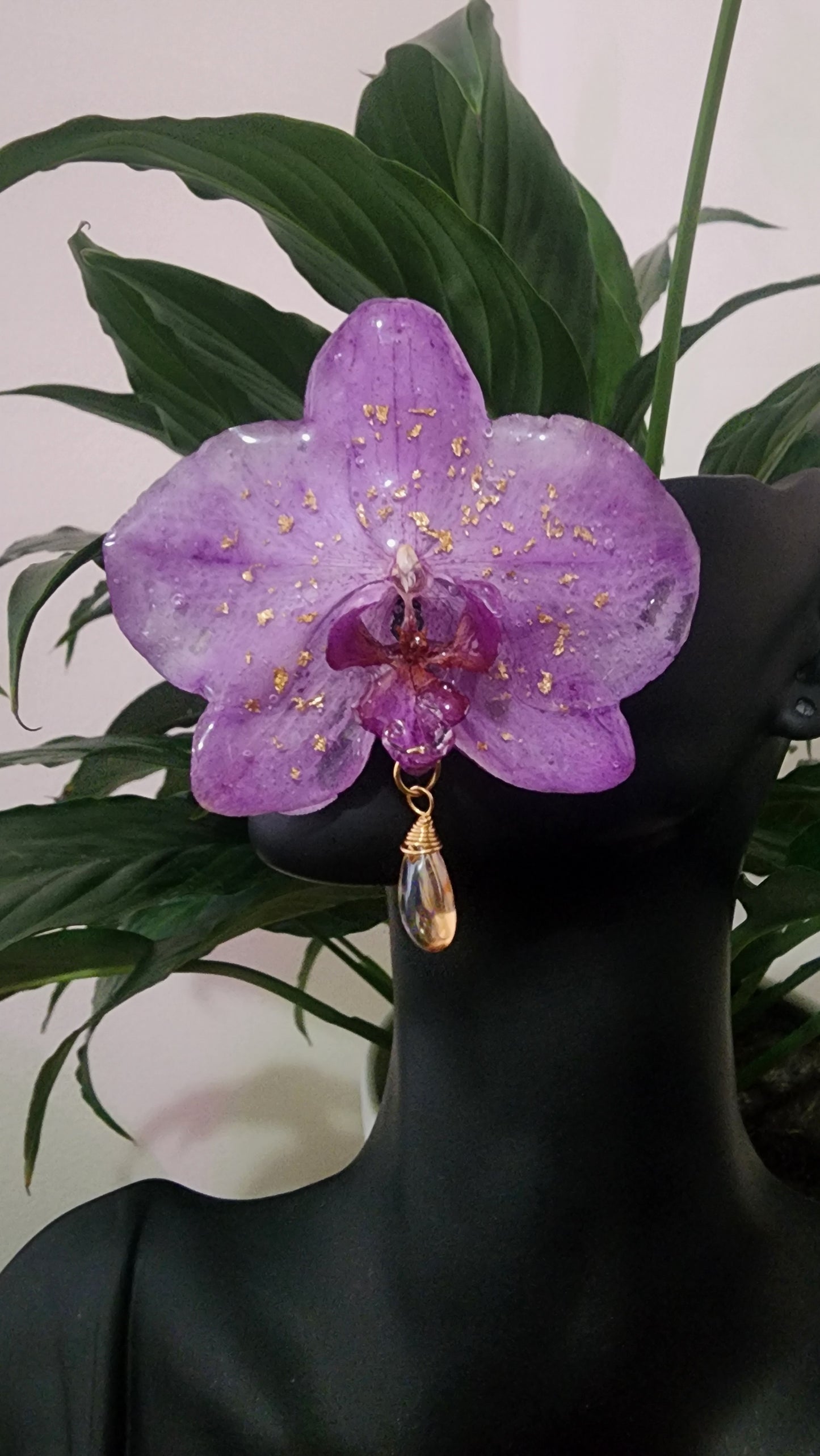 BROCHE DE ORQUIDEA NATURAL (GOLD)